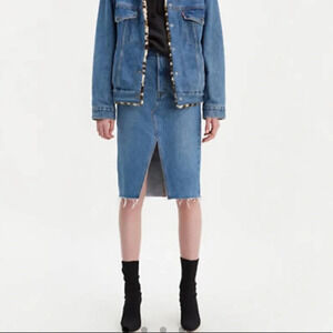 Levi’s Destructed Slit Denim Midi Skirt Size 29